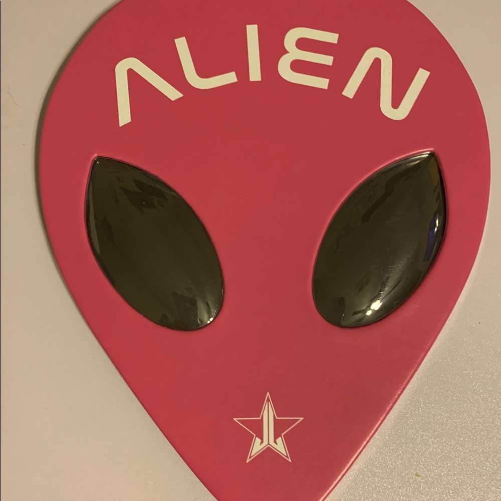 Jeffree Star Alien Palette